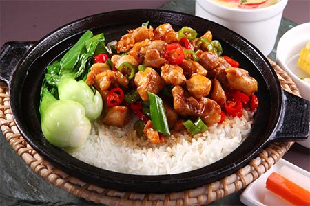 煲仔饭实训 瓦煲饭技术 传统广东煲仔饭技术实训